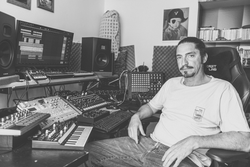 DarkateK: “Vejo a música eletrónica e de dança como um ritual xamânico”